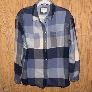 American Eagle Women’s Flannel Size Large Preowned